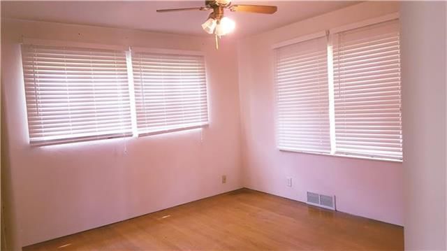 4335 RIDGEWAY Avenue — photo 9