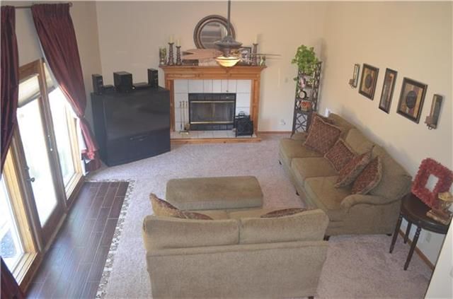 2524 N 109th Terrace — photo 9