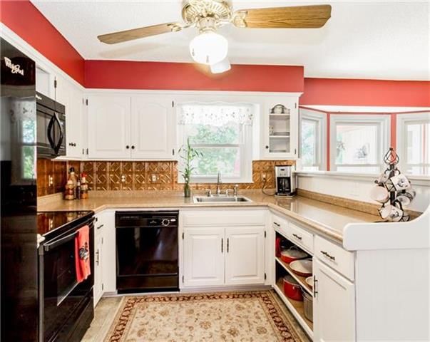14311 W 61st Street — photo 9