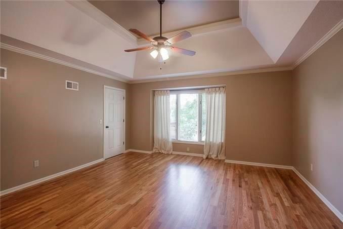 5204 W 121st Street — photo 12