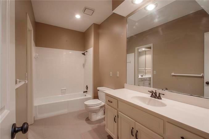 5204 W 121st Street — photo 21