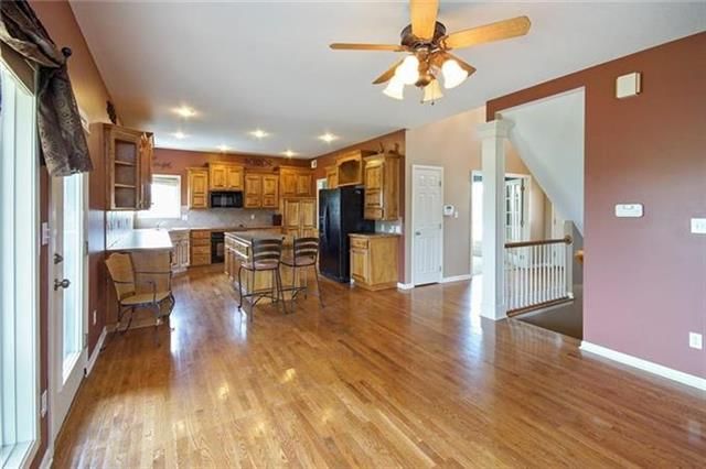 9005 N Farley Avenue — photo 4