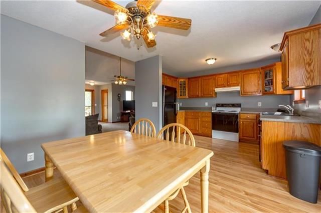 851 N WALNUT Street — photo 9