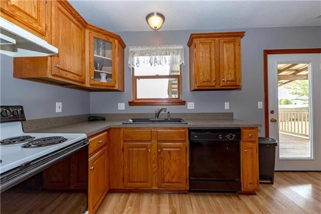 851 N WALNUT Street — photo 10