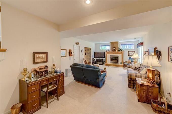 2317 NW FRANCES Street — photo 22