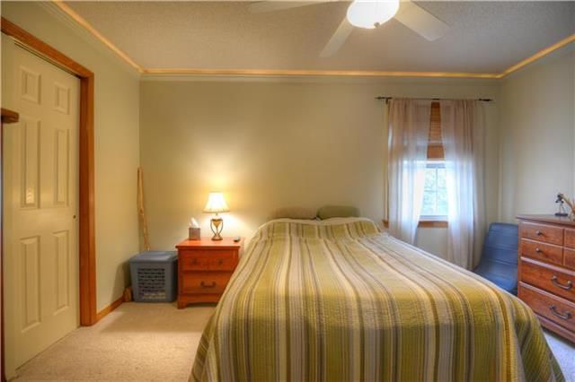 809 NE Colleen Drive — photo 15