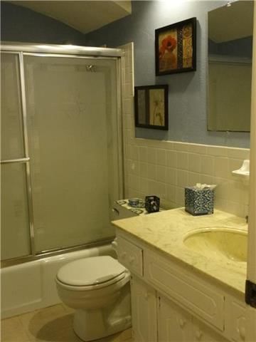 800 N Parkway Street — photo 8