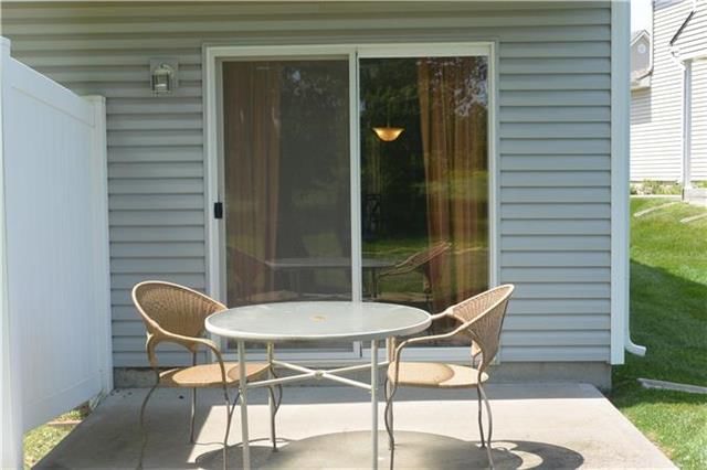 8125 N Lawn Avenue — photo 20