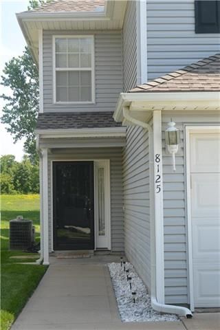 8125 N Lawn Avenue — photo 4