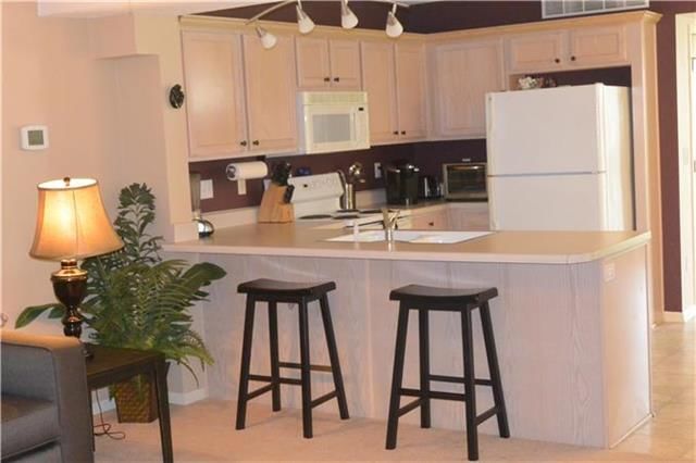 8125 N Lawn Avenue — photo 7