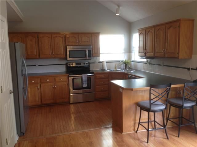 1004 N Crest Drive — photo 6