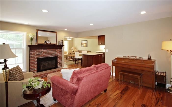 9247 Outlook Drive — photo 9