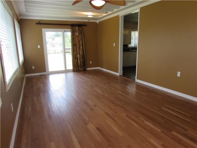 412 S Marcella Street — photo 6
