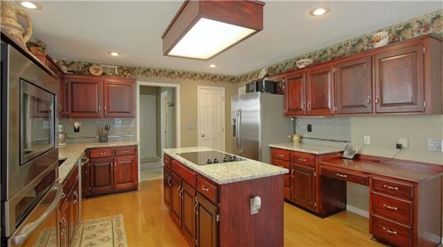 8512 Hallet Street — photo 11
