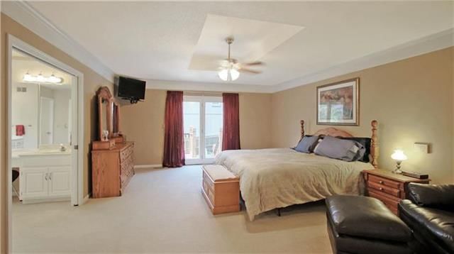 8512 Hallet Street — photo 12