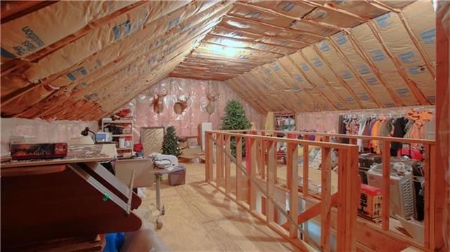 8512 Hallet Street — photo 17