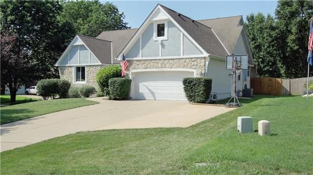 8512 Hallet Street — photo 3