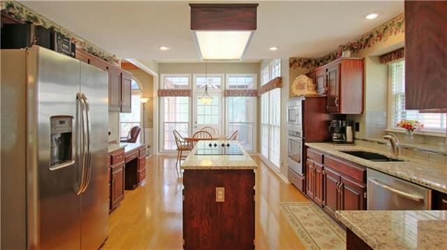 8512 Hallet Street — photo 9