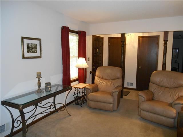 12100 E 56th Street — photo 9