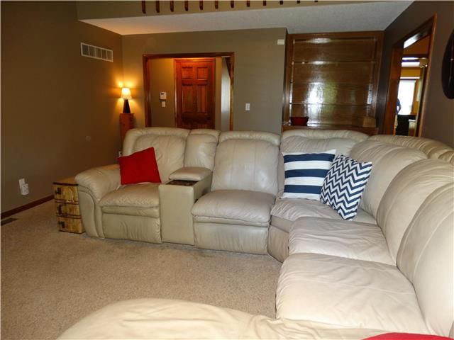 1302 Colony Drive — photo 5