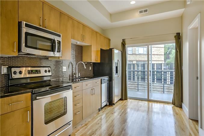 2955 McGee Trafficway — photo 2