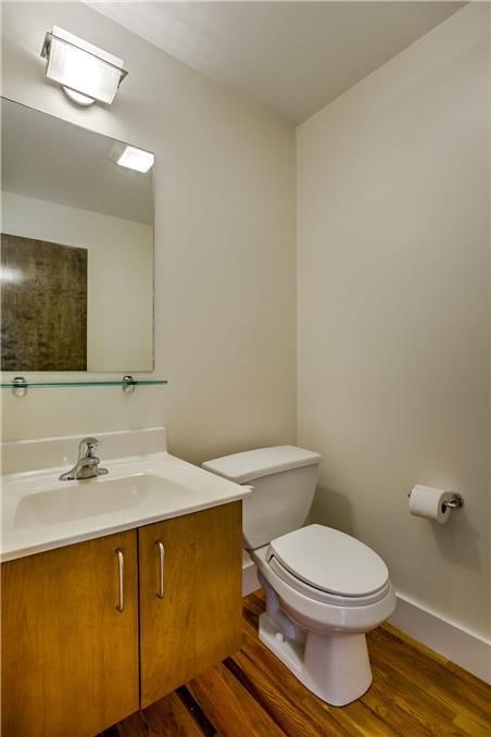 2955 McGee Trafficway — photo 13