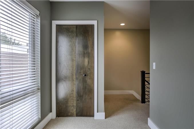 2955 McGee Trafficway — photo 18