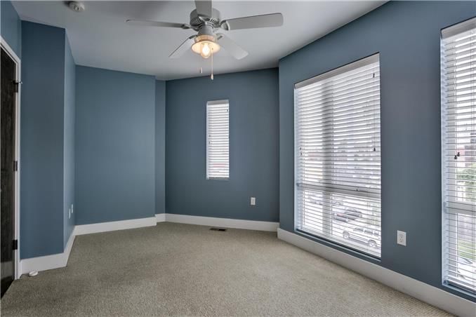 2955 McGee Trafficway — photo 23