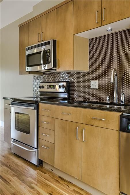 2955 McGee Trafficway — photo 9