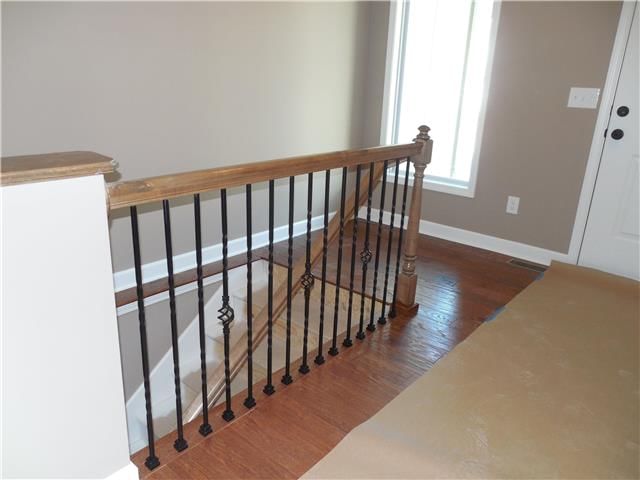 1211 N Parkway Drive — photo 16