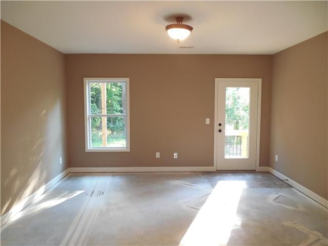 1211 N Parkway Drive — photo 21