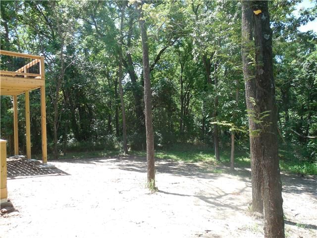 1211 N Parkway Drive — photo 23