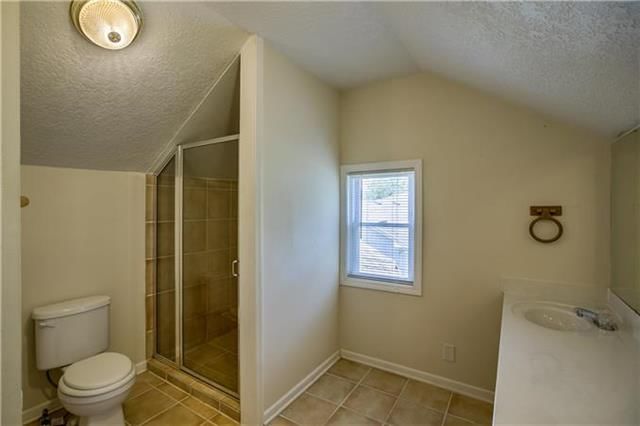 10015 Cambridge Avenue — photo 19