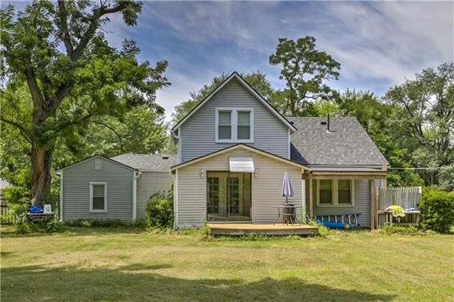 10015 Cambridge Avenue — photo 23