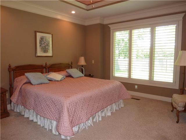 4040 NE Grant Street — photo 13