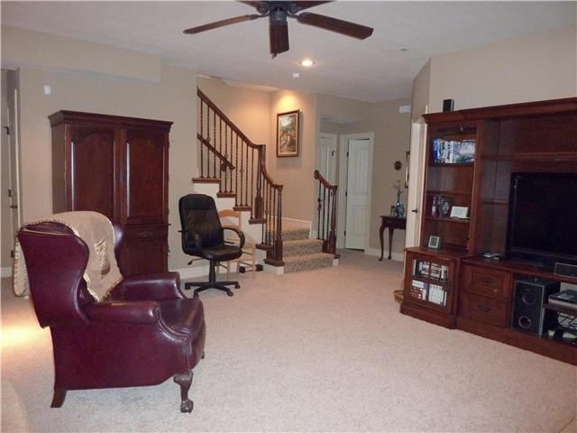 4040 NE Grant Street — photo 20