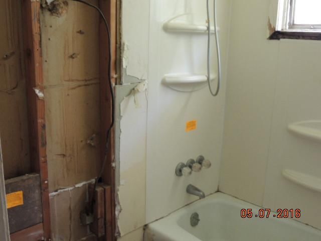 901 E Elm Street — photo 4