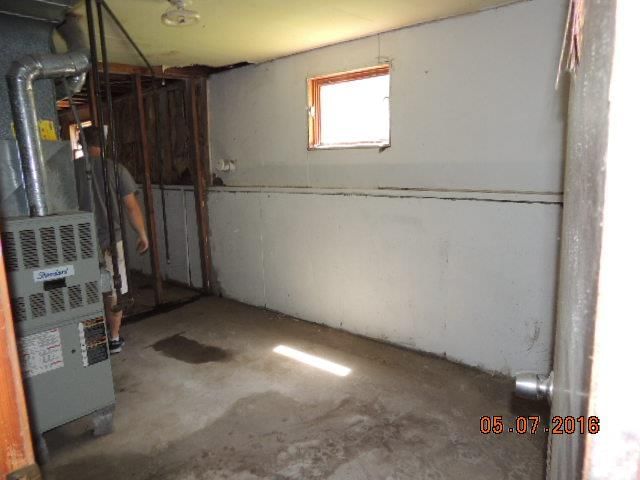 901 E Elm Street — photo 9