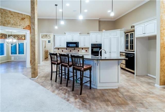 17871 Cody Street — photo 5