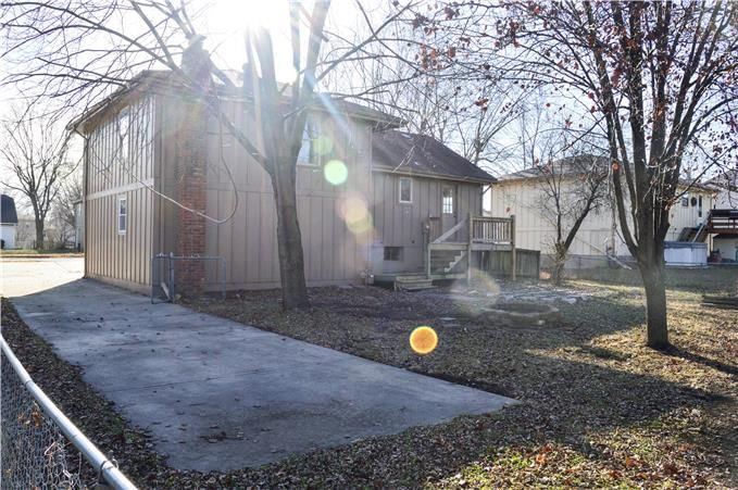 818 E PARMA Way — photo 16