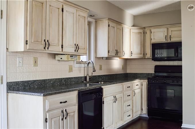 818 E PARMA Way — photo 6