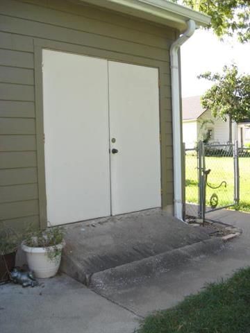 603 Eastwood Road — photo 22