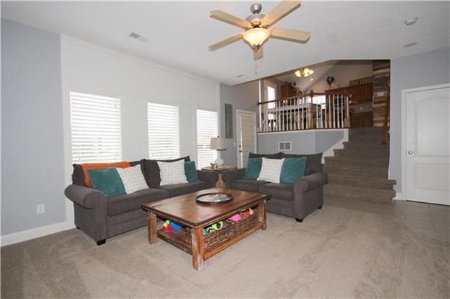 8540 N AVA Avenue — photo 12