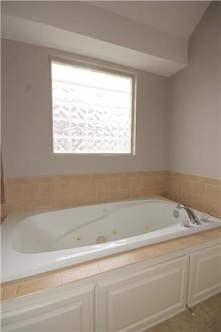 8540 N AVA Avenue — photo 19