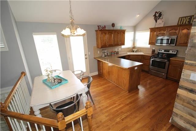 8540 N AVA Avenue — photo 6