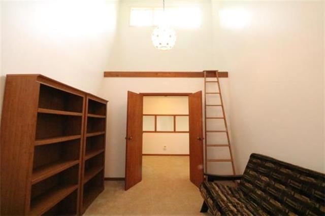 8007 W 74TH Terrace — photo 10