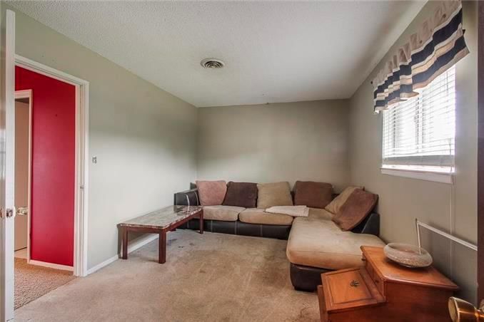 7121 NW Chapel Woods Lane — photo 20