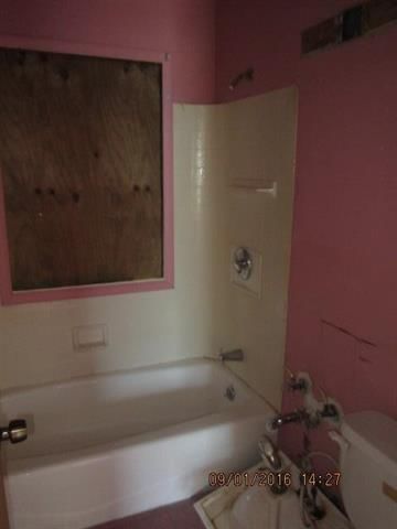 4612 Chelsea Avenue — photo 11