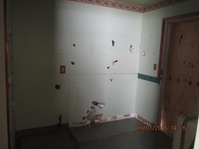 4612 Chelsea Avenue — photo 5