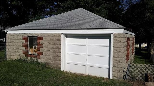 1344 S HOCKER Street — photo 14